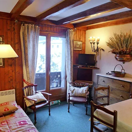 Les Charmoz-3 By Interhome Appartement *