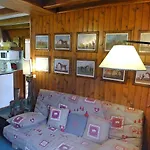 Apartament Les Charmoz-3 By Interhome