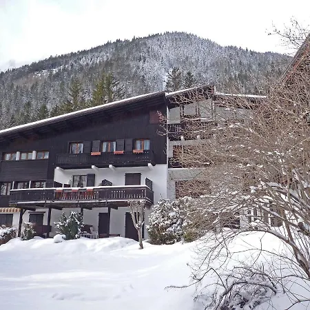 Les Charmoz-3 By Interhome